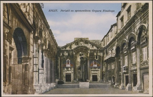 Split. Peristil sa spomenikom Grgura Ninskog