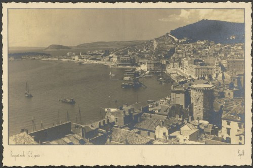 Split : [panorama]