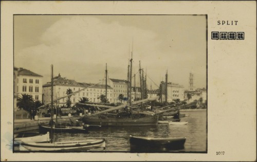 Split : [Riva i usidreni jedrenjaci]