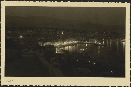 Split : [u noći]