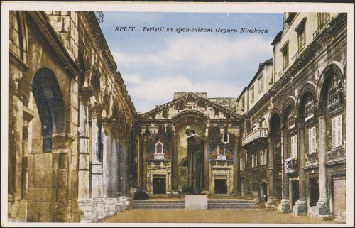 Split. Peristil sa spomenikom Grgura Ninskoga
