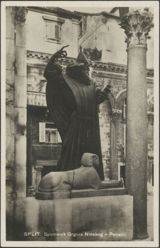 Split. Spomenik Grgura Ninskog - Peristil