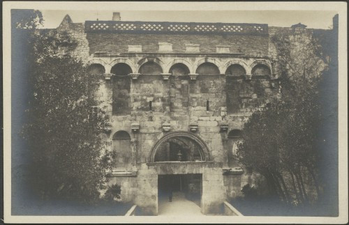Split : Porta-Aurea